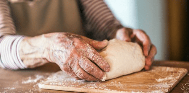 Lares com moradores de mais de 65 anos e seus hábitos de consumo