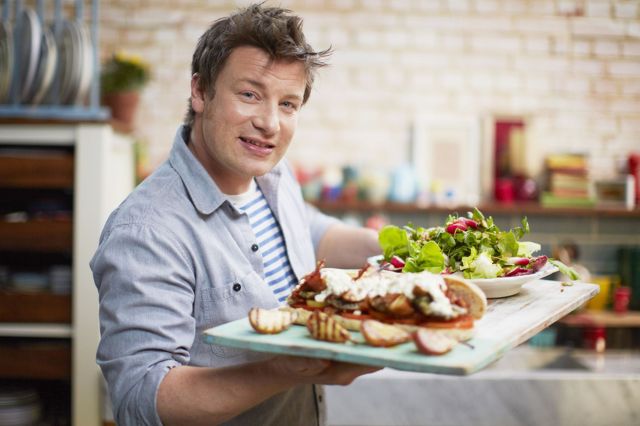 BRF investe em produtos de Jamie Oliver