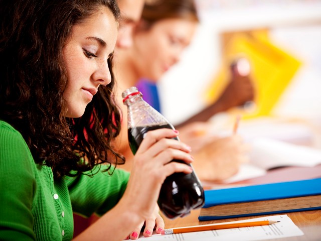 Produtos-diet-podem-prejudicar-os-dentes tanto-quanto-os-com-açúcar-alt