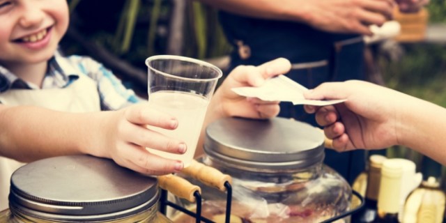 Consumidor brasileiro compra online para retirar na loja física